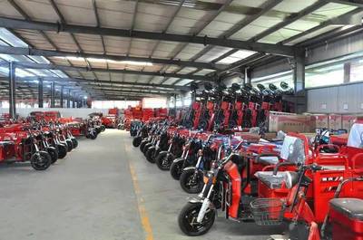 電三新勢(shì)力,重慶功華掘金昆明!